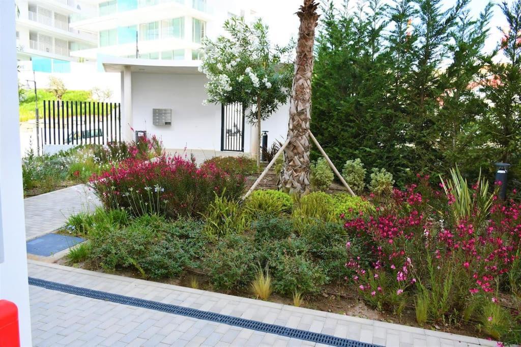 Casa Kerr - Luxury Apt - Sleeps 9 - Los Boliches Appartement Málaga Buitenkant foto